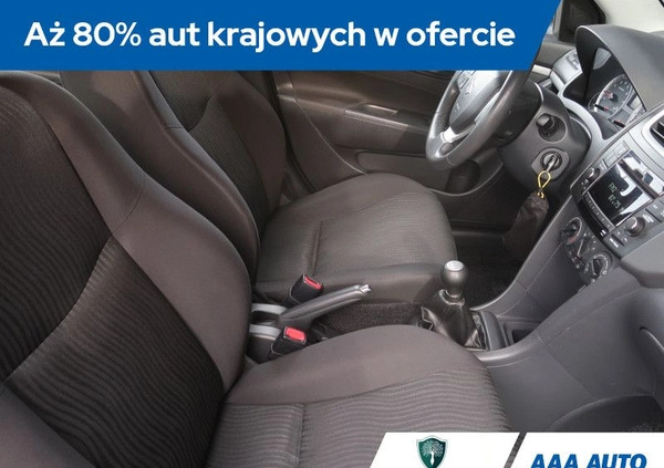 Suzuki Swift cena 30000 przebieg: 105956, rok produkcji 2013 z Strzyżów małe 154